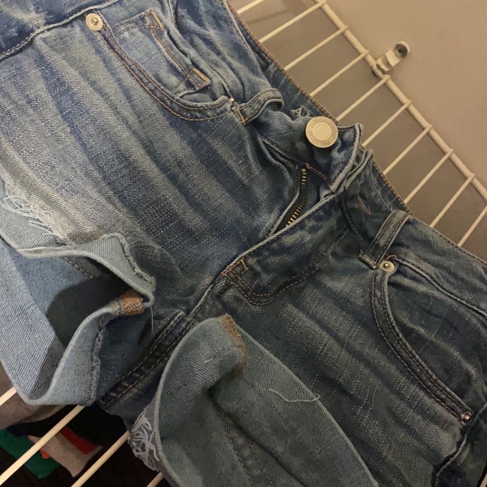 Shorts - Picture 2 of 3